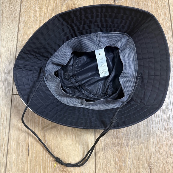 Lululemon Patch Logo Black Bucket Hat M/L - Picture 6 of 8